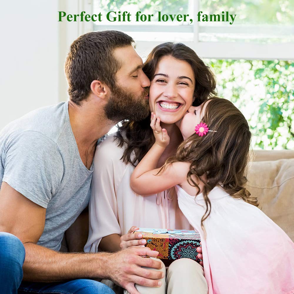 YMing Scented Candles Gifts for Women, 5.65 oz Large Aromatherapy Candles, Candle Gift Set, Real Soy Wax Portable Travel Tin Candle, 4 Pack Metal, Gifts Set for her, Birthday, Valentine's Day