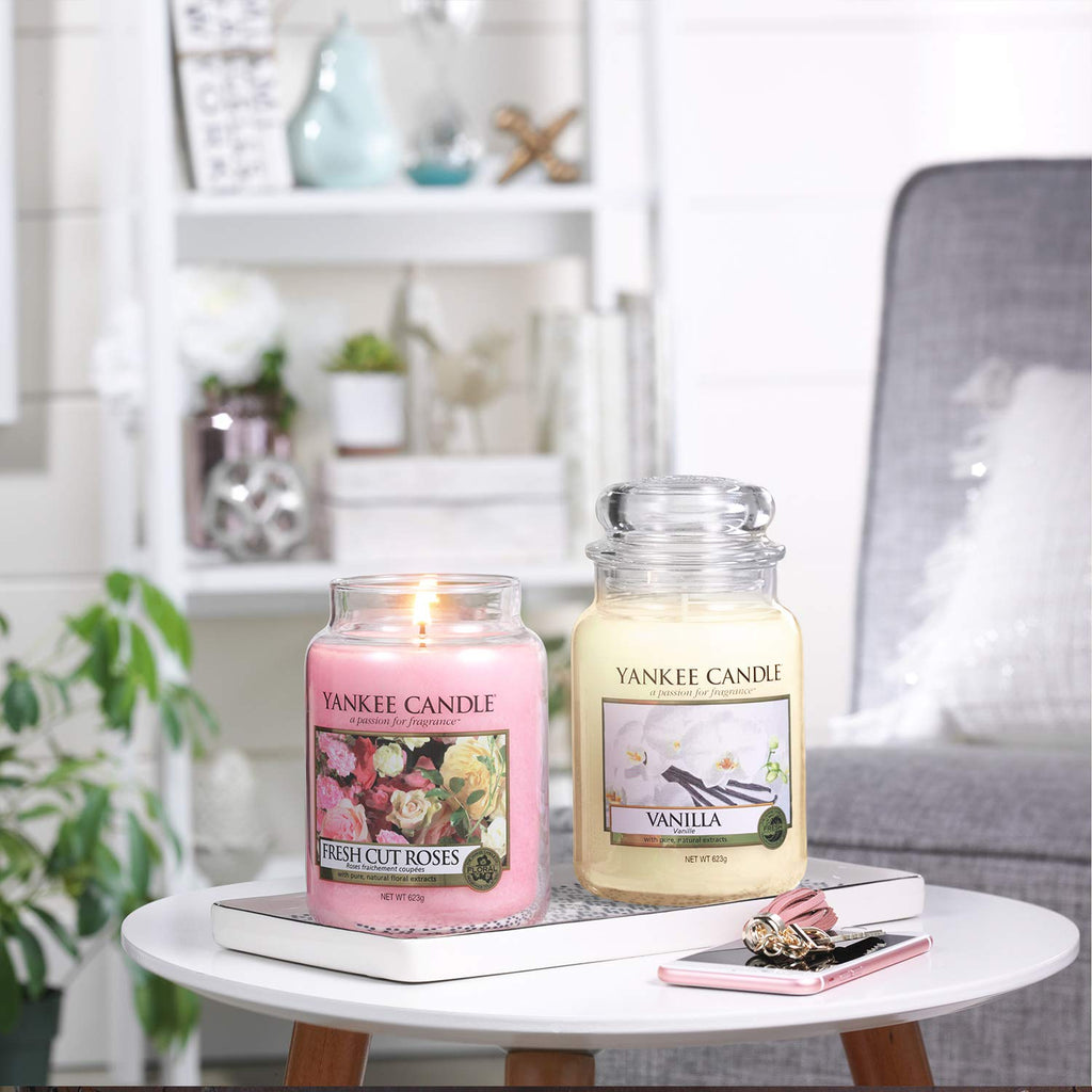 Yankee Candle Scented Candle | Vanilla Large Jar | Long Burning Candles: up to 150 Hours | Perfect Gifts for Women