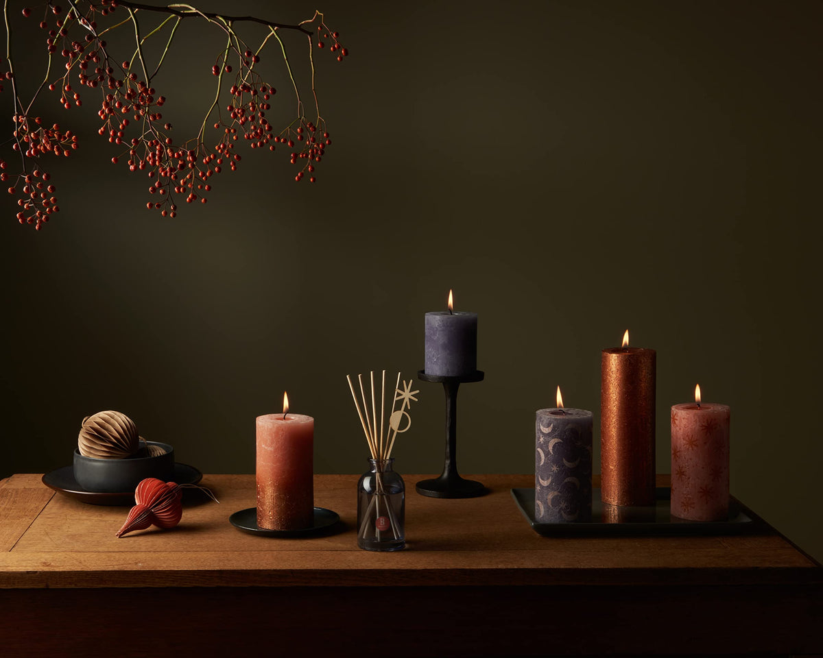 Bolsius Rustic Candle Gift Set - Secret Forest - Box of 5 Candles and 1 Reed Diffuser - Long Burning Time - Household Candle - Interior Decoration - Includes Natural Vegan Wax - No Palm Oil
