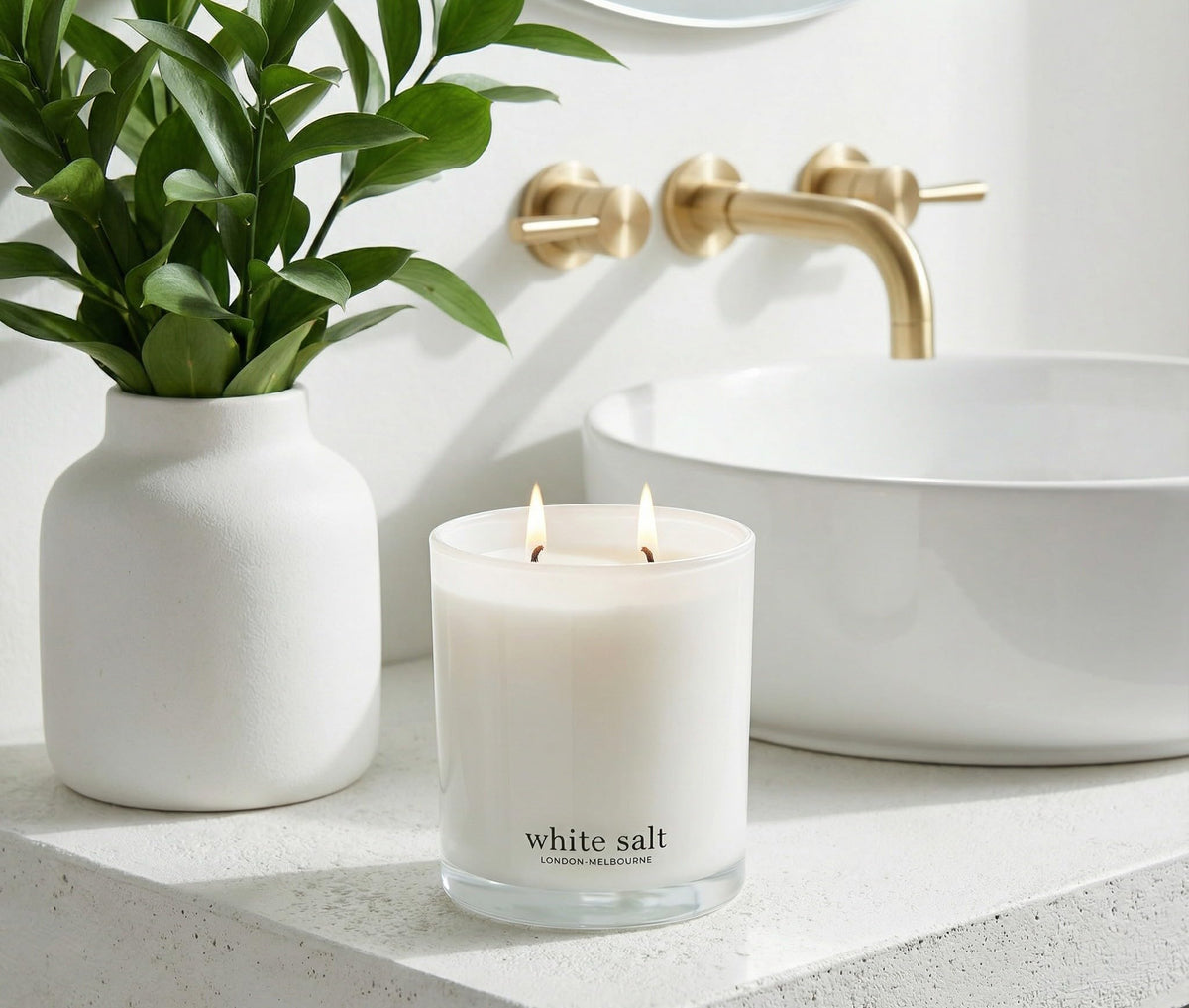White Salt London Melbourne Ocean Breeze Scented Candle