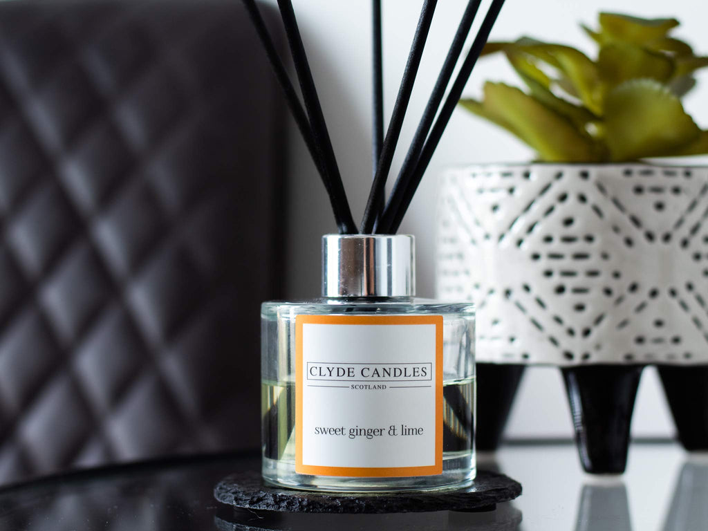 Sweet Ginger & Lime Reed Diffuser - Clyde Candles, Luxury Diffuser Oil with a Set of 7 Fibre Sticks, Best Aroma Scent for Home, Kitchen, Living Room, Bathroom. Fragrance Diffusers set with sticks