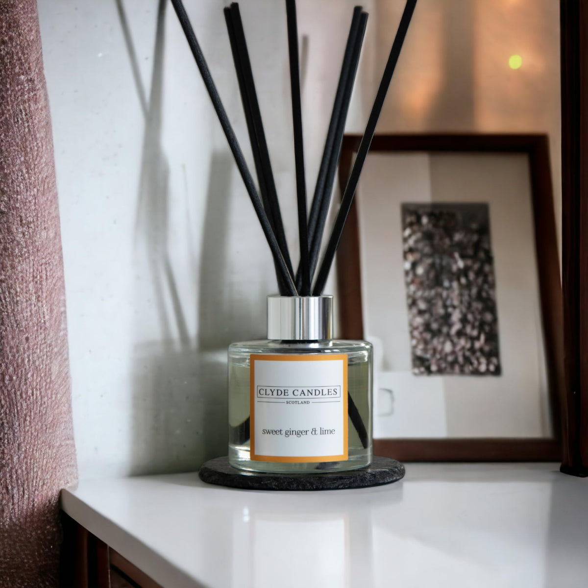 Sweet Ginger & Lime Reed Diffuser - Clyde Candles, Luxury Diffuser Oil with a Set of 7 Fibre Sticks, Best Aroma Scent for Home, Kitchen, Living Room, Bathroom. Fragrance Diffusers set with sticks
