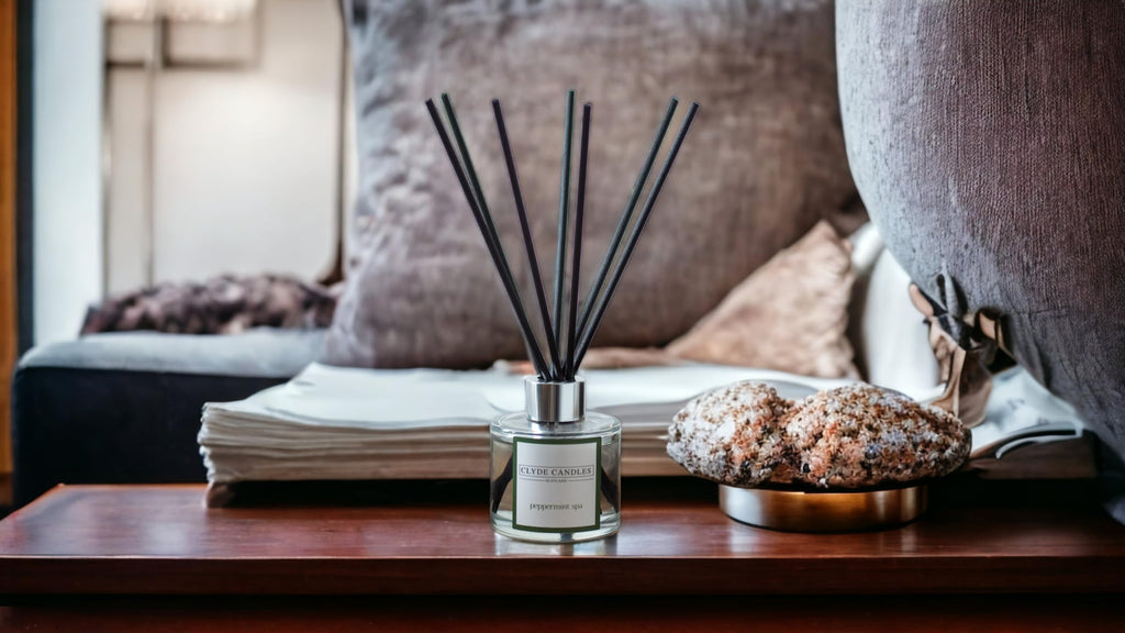 Peppermint Spa Reed Diffuser - Clyde Candles, Luxury Diffuser Oil with a Set of 7 Fibre Sticks, 100ml, Best Aroma Scent for Home, Kitchen, Living Room, Bathroom. Fragrance Diffusers set with sticks