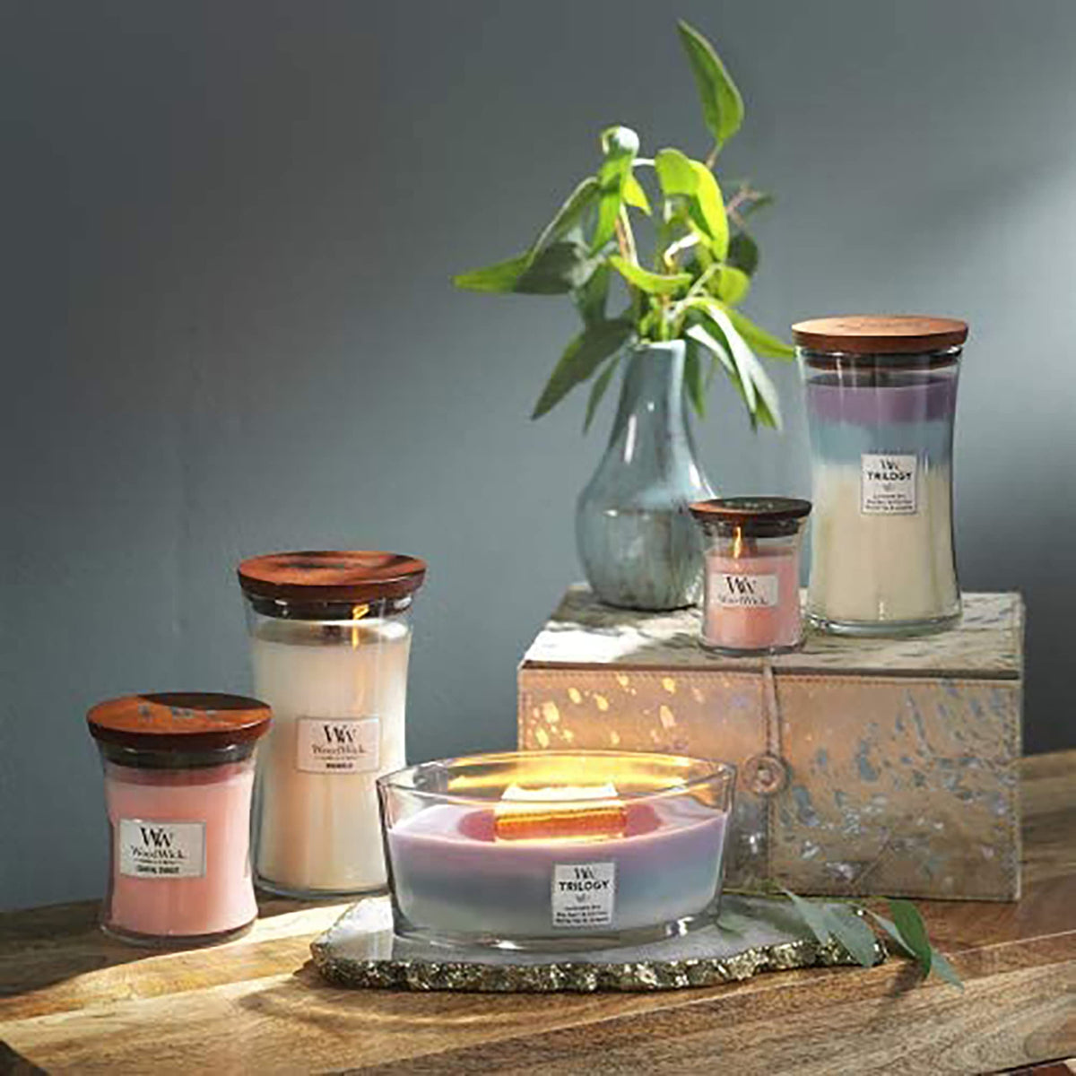WoodWick Large Hourglass Trilogy Scented Candle | Calming Retreat | with Crackling Wick | Burn Time: Up to 130 Hours