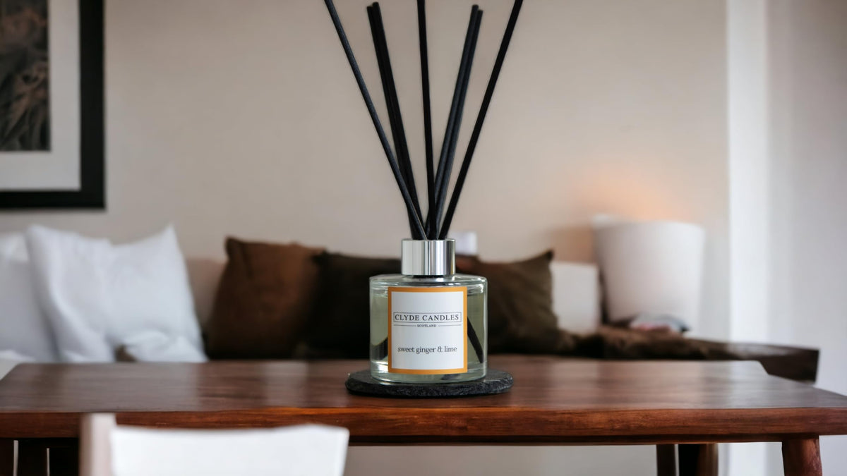 Sweet Ginger & Lime Reed Diffuser - Clyde Candles, Luxury Diffuser Oil with a Set of 7 Fibre Sticks, Best Aroma Scent for Home, Kitchen, Living Room, Bathroom. Fragrance Diffusers set with sticks