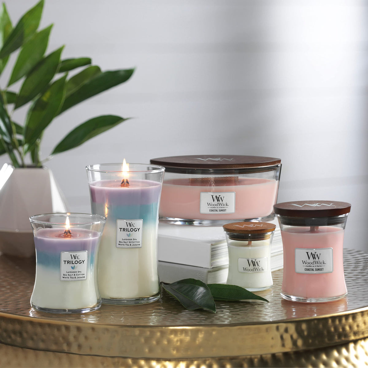 WoodWick Large Hourglass Trilogy Scented Candle | Calming Retreat | with Crackling Wick | Burn Time: Up to 130 Hours